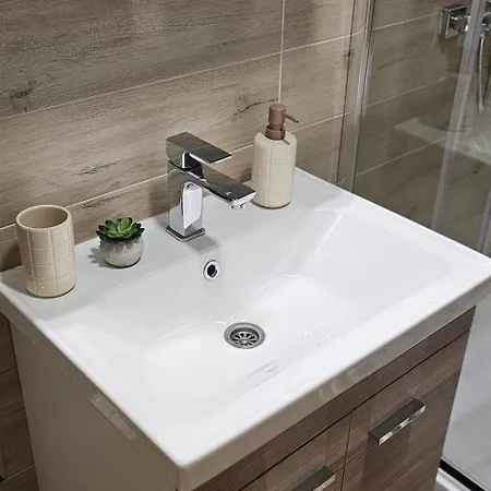 Hill Isidorovic Ll * Divčibare