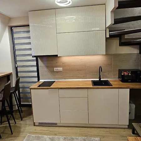 Hill Isidorovic Ll Divčibare