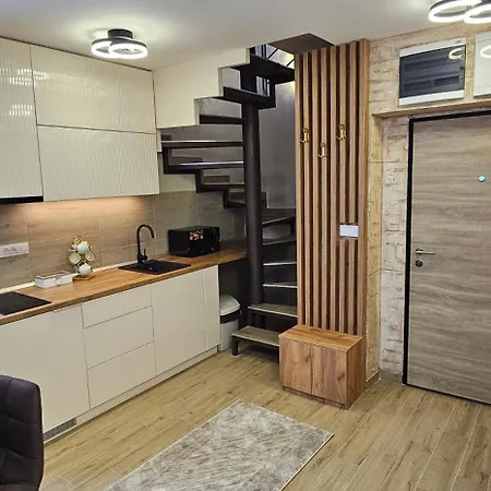 Hill Isidorovic Ll * Divčibare